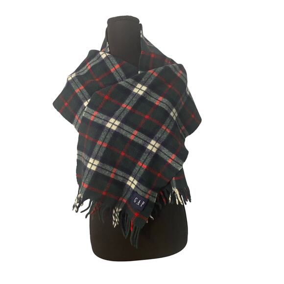 GAP Tartan Plaid Fringe Scarf Wrap Green Navy Red White Winter Cozy Classic Prep - Picture 1 of 3